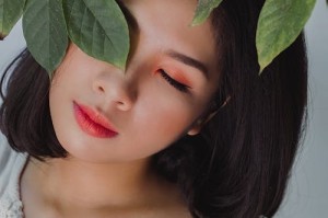 万农村别墅背后的故事：三姐妹打工年就为父母能住得好