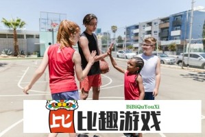 张杰演唱会上惊现罗云熙，粉丝直呼：梦幻联动！