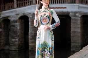 网络主播雪梨跨界进军娱乐圈，首部影视作品即将上映