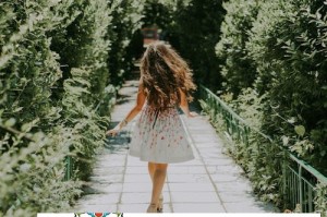 刘诗诗粉色满钻露肩礼服造型解析，如何穿出高级感？