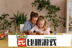 座头鲸偷偷探班中国科考船，网友：太有爱了！