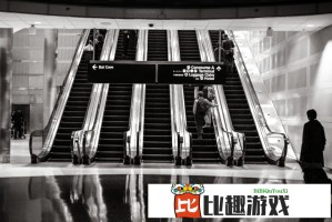 动漫美女沉浸在斗罗大陆的刺激剧情中无法自拔