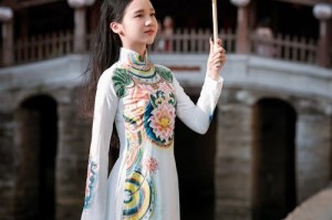 掌握八重神子腿法技巧，轻松游刃有余