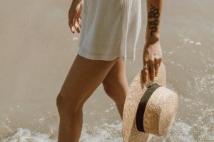 前夫受贿千万女局长心理扭曲开始敛财 这个案例给领导干部敲响警钟